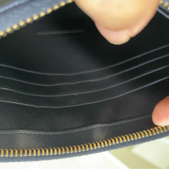 * SOLD* AUTHENTIC SAINT LAURENT YSL CASSANDRE POUCH IN QUILTED LEATHER - Picture 11 of 13